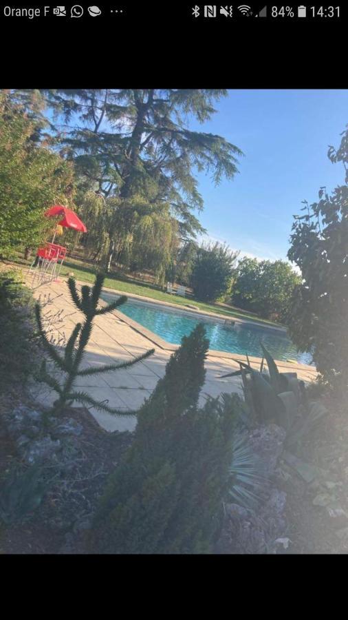 Gite Cocooning Avec Piscine Bouge-Chambalud Zewnętrze zdjęcie