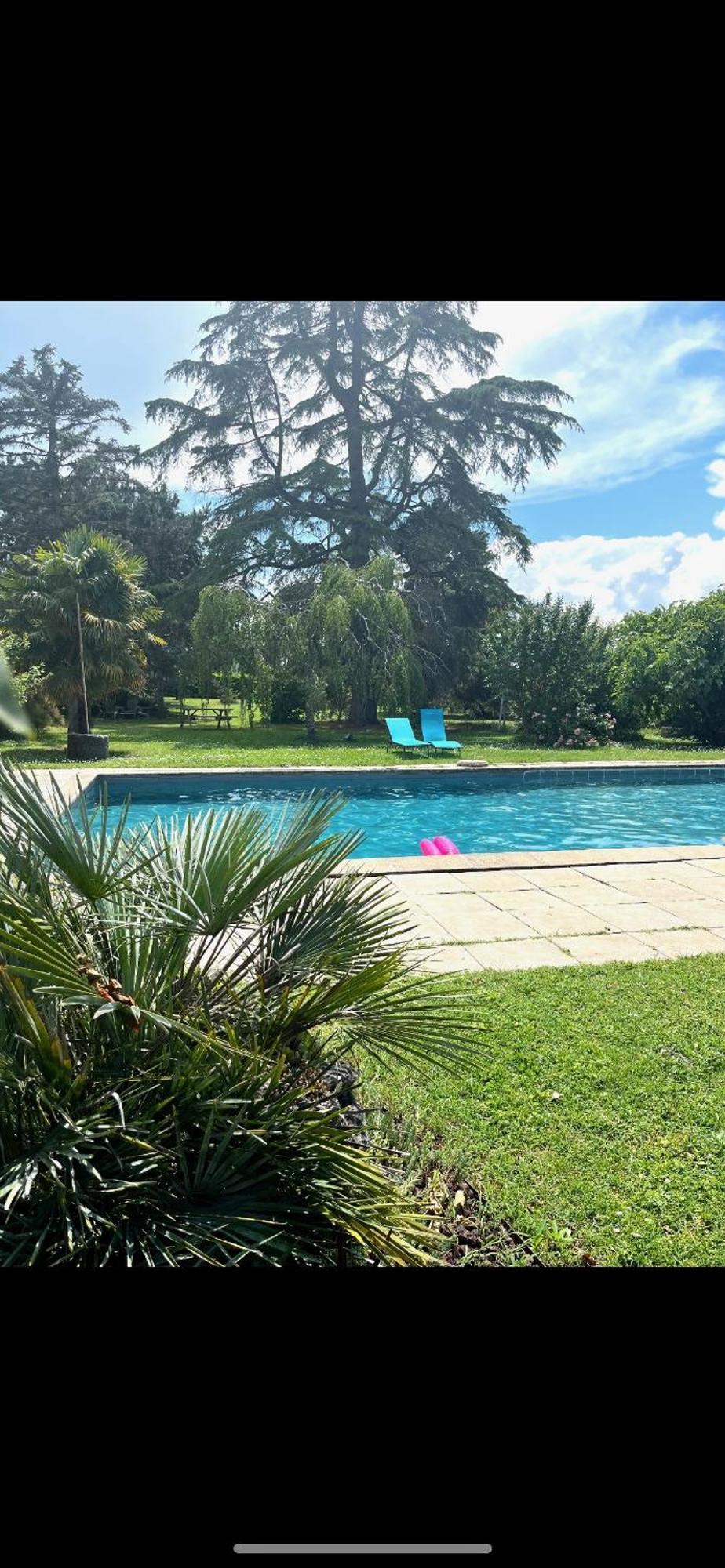 Gite Cocooning Avec Piscine Bouge-Chambalud Zewnętrze zdjęcie